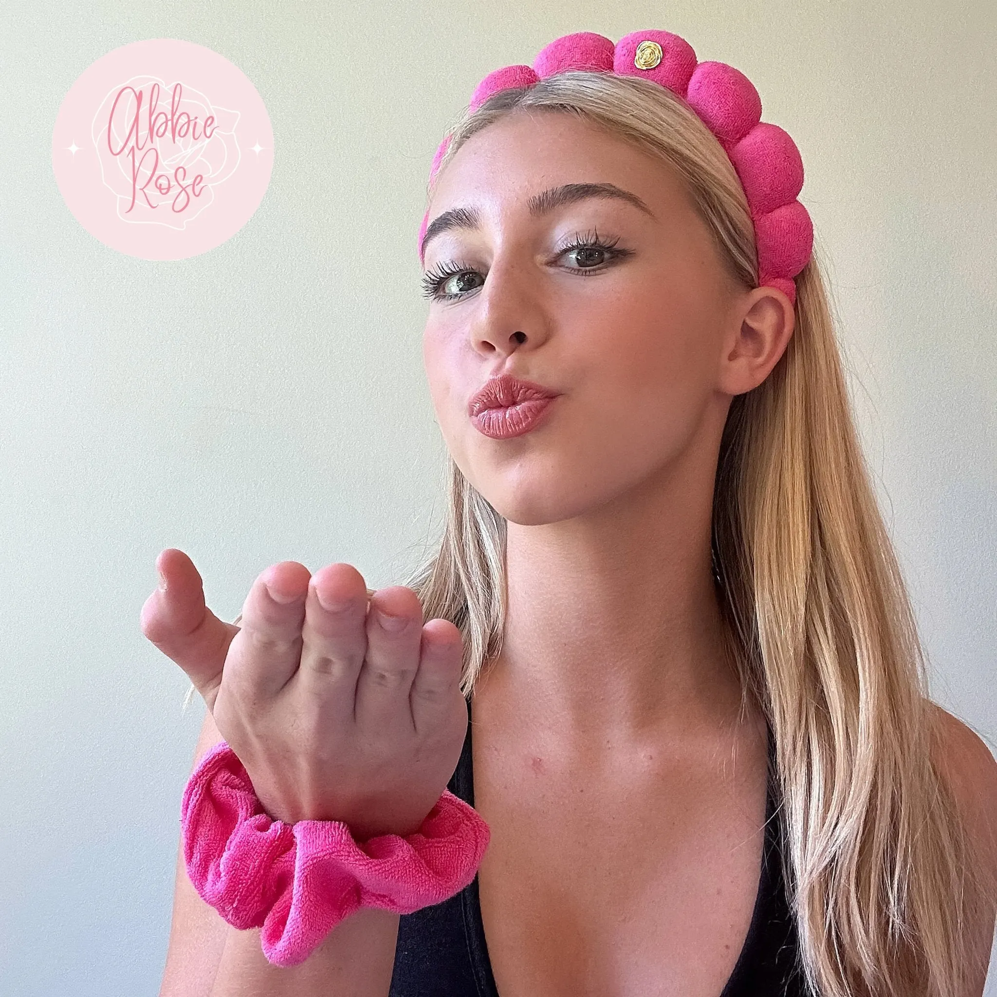 ABBIE ROSE x Frog Sac Spa Headband and Scrunchie Wristbands - Hot Pink