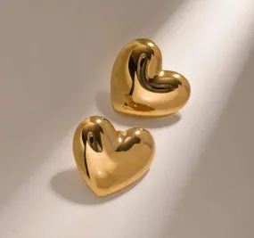 BIG HEART STUD EARRINGS - GOLD