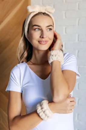 Effortless Days Stretchy Headband & Wristband Set in Cream - 11/15
