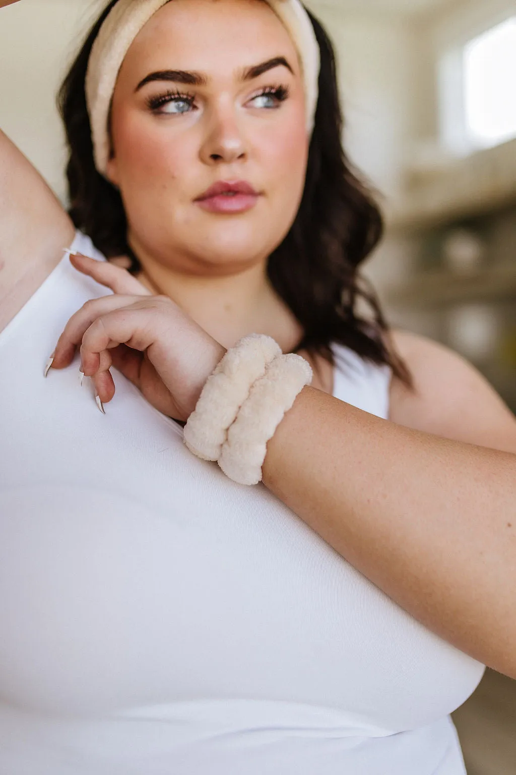Effortless Days Stretchy Headband & Wristband Set in Tan LD23