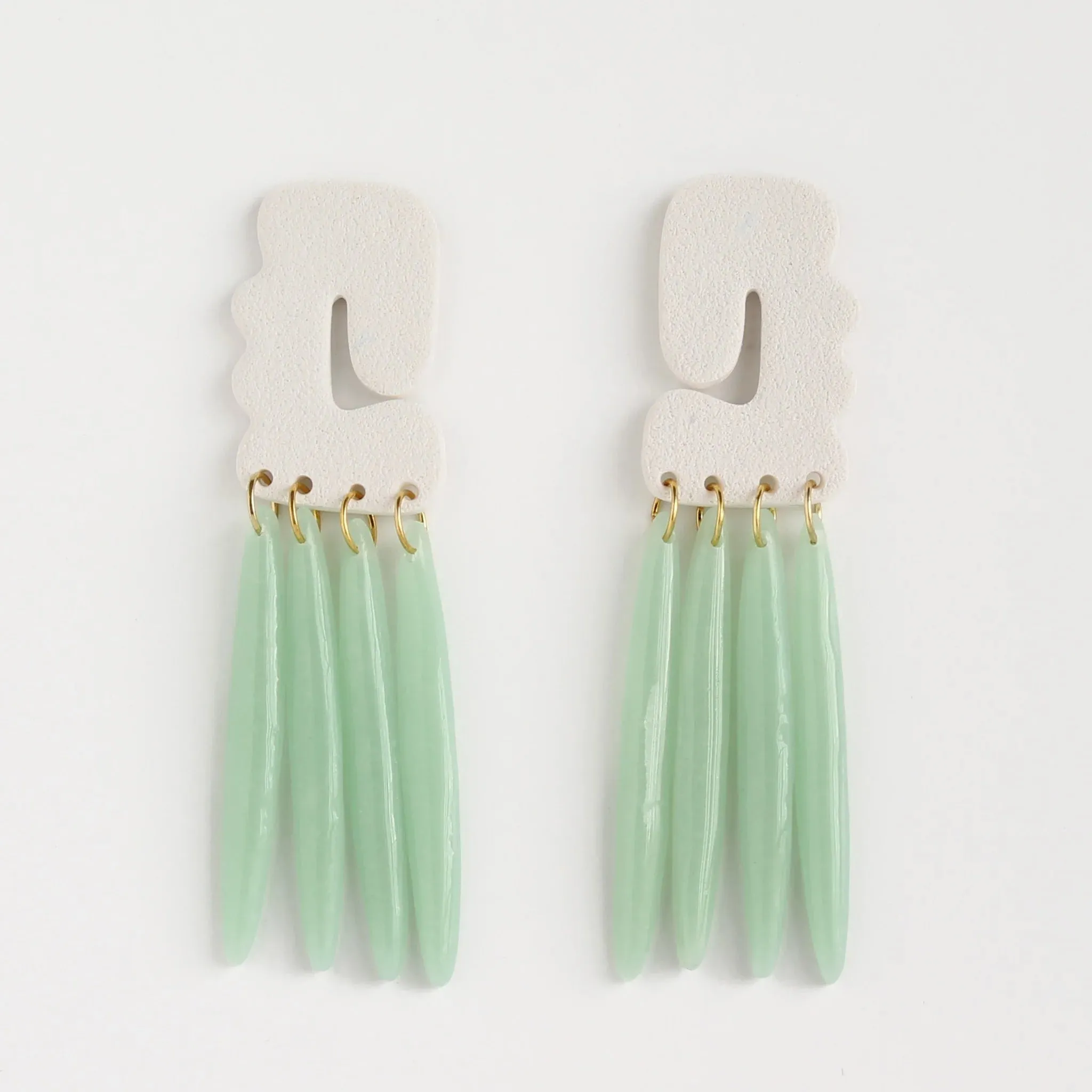 Emersyn Earrings White/Seafoam